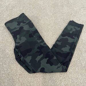 Old navy Camouflage Leggings